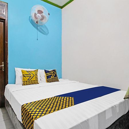 Spot On 91911 Rejeki Homestay Syariah Malioboro Джокякарта Екстериор снимка