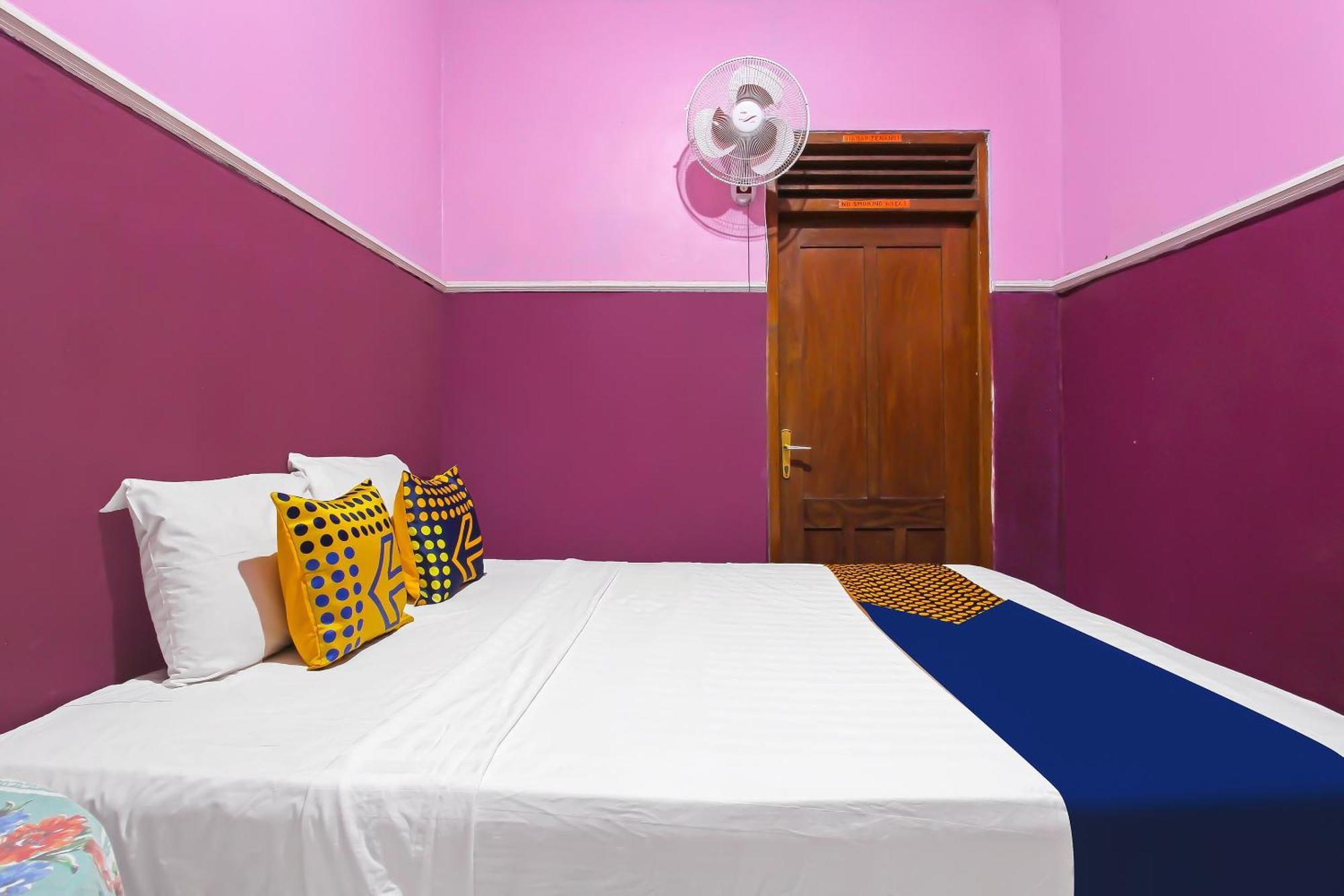 Spot On 91911 Rejeki Homestay Syariah Malioboro Джокякарта Екстериор снимка